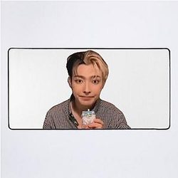 Seungkwon Juice Desk Mat