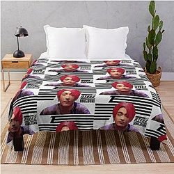 Hongjoong ATEEZ Throw Blanket
