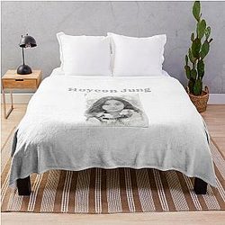 Hoyeon Jung Throw Blanket