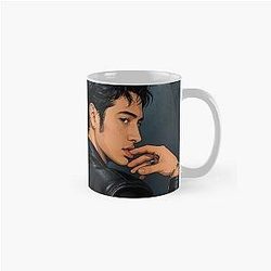 Hudson Williams of Heated Rivalry holding his lips Classic Mug