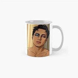 Hudson Williams from Heated Rivalry puts on a makeup gala classic mug