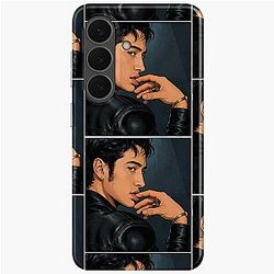 Hudson Williams of Heated Rivalry holding his lips Samsung Galaxy Soft Case