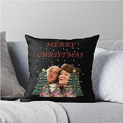 306 Hyacinth Bucket Christmas Throw Pillow