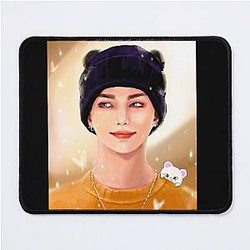 Hyunjin with Mouse Pad