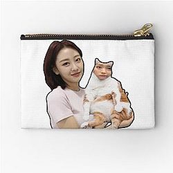 Loona Yves Holding Cat Zipper Pouch