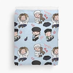 Stray Kids Hyunjin Beret Duvet Cover
