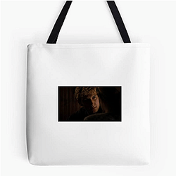 I Am Number Four is based on a novel I Am Number Four Bags