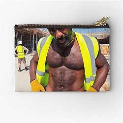 Idris Elba working zipper pouch