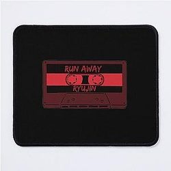 Run Away Ryujin Itzy Cassette Mouse Pad