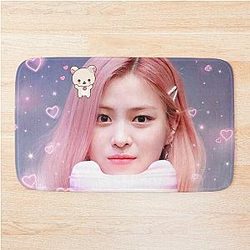 Itzy Chaeryeong, ITZY Yuna, K-pop, Shin Ryujin, ITZY Lia, Bath Mat