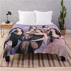ITZY Checkmate Throw Blanket