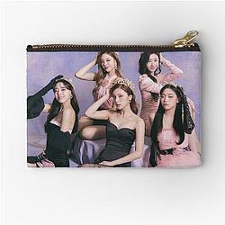 ITZY "Checkmate" Pouch