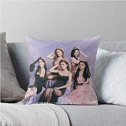 ITZY Checkmate Throw Pillow