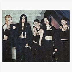 GOLD ITZY KPOP Jigsaw Puzzle