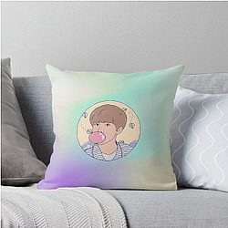 Jaemin Chewing gum Throw Pillow