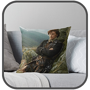 Jamie Fraser Pillows Cover