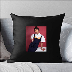 Academy Award Winner Jaz Sinclair Pillows Cover