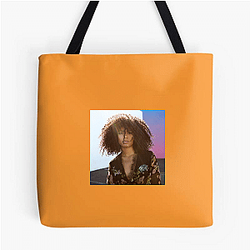 Style Icon Jaz Sinclair Bags