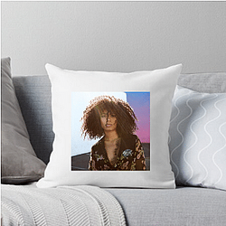 Style Icon Jaz Sinclair Pillows Cover