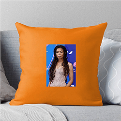 Hollywood Starlet Jaz Sinclair Pillows Cover