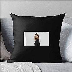 Glamorous Diva Jenna Coleman Pillows Cover