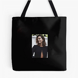 Red Carpet Queen Jenna Coleman Bags
