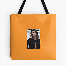 Red Carpet Queen Jenna Coleman Bags
