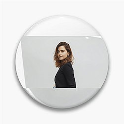 Glamorous Diva Jenna Coleman Pins