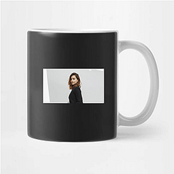 Glamorous Diva Jenna Coleman Mugs
