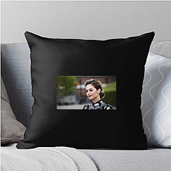 Breakout Actress Jenna Coleman Pillows Cover