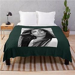 Jennifer Lopez Throw Blanket