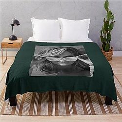 Jennifer Lopez Throw Blanket