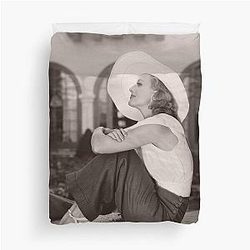 Stunning Actress Joan Crawford Duvet Cover