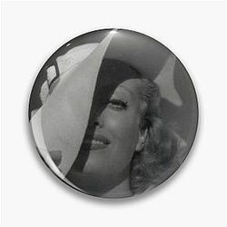 Joan Crawford strikes a pose