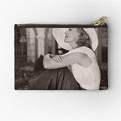 Stunning Actress Joan Crawford Pouch