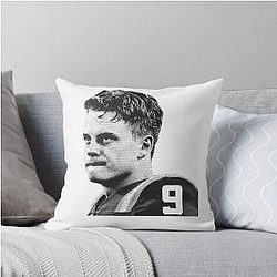 Joe Burrow Classic Throw Pillow