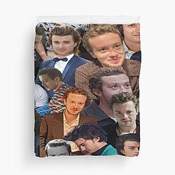Joe Keery and Joseph Quinn 2-Piece Duvet Cover Set