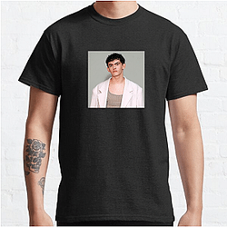 Screen Heartthrob Joe Locke T-Shirts