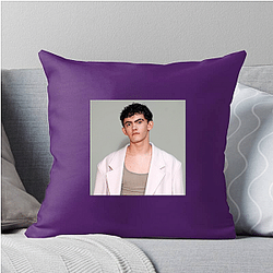 Screen Heartthrob Joe Locke Pillows Cover