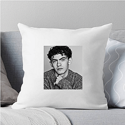 Versatile Actor Joe Locke Pillows Cover