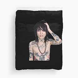 Johnnie Guilbert - No-Shirt Patterned Duvet Cover