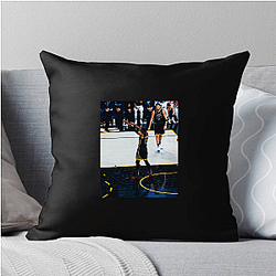 Jonathan Kuminga plays for the Golden State Warriors Jonathan Kuminga Pillows Cover