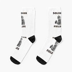 Justin Fields bears Socks