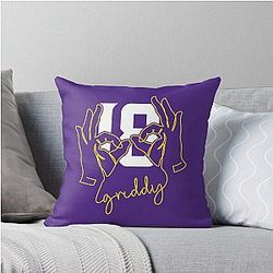 Justin Jefferson Griddy Throw Pillow