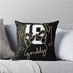 JUSTIN JEFFERSON Essential Throw Pillow