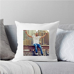 Justin Quiles is very influential Justin Quiles Pillows Cover