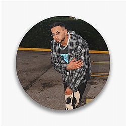 Justin Quiles is Latin pop Justin Quiles Pins