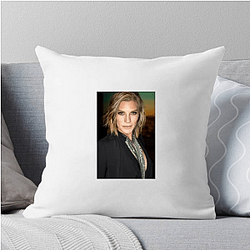 Style Icon Katee Sackhoff Pillows Cover