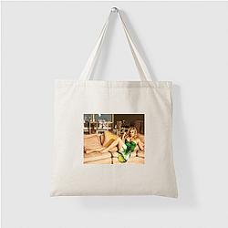 Red Carpet Queen Katee Sackhoff Bags