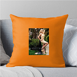 Glamorous Diva Katee Sackhoff Pillows Cover